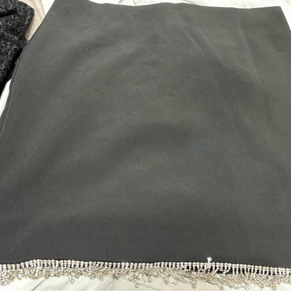 10 CLOTHING BUNDLE! - Picture 13 of 15